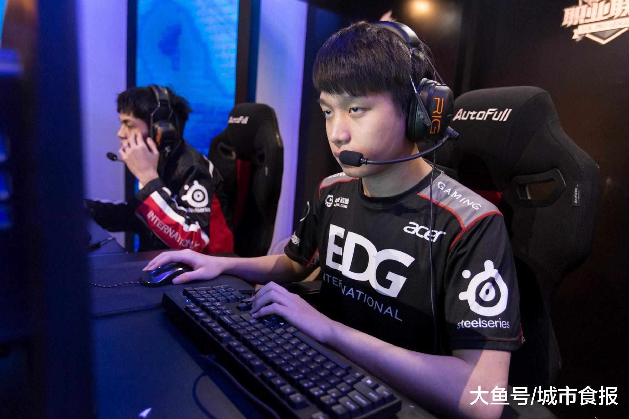 九游体育 -姆巴佩重返赛场，锐不可当首场状态出色，中国队观众沸腾！(2025首场大范围高温)