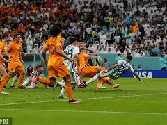 橄榄球赛场再起风云:徽州风暴队读秒绝平钱塘烈马队,新援首秀制胜防守强度拉满的简单介绍 橄榄球赛场再起风云:徽州风暴队读秒绝平钱塘烈马队,新援首秀制胜防守强度拉满的简单介绍