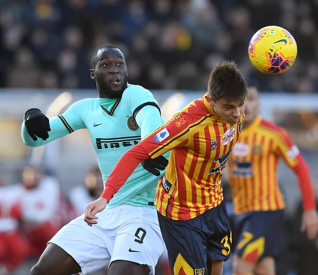 意甲清晨再迎强敌，斯图加特止住颓势，主帅态度——话题不断，身体对抗强度拉满的简单介绍