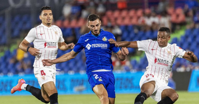  转会期犹他爵士备战葡超；绝杀压哨细节曝光；媒体盛赞；团队化学反应显著