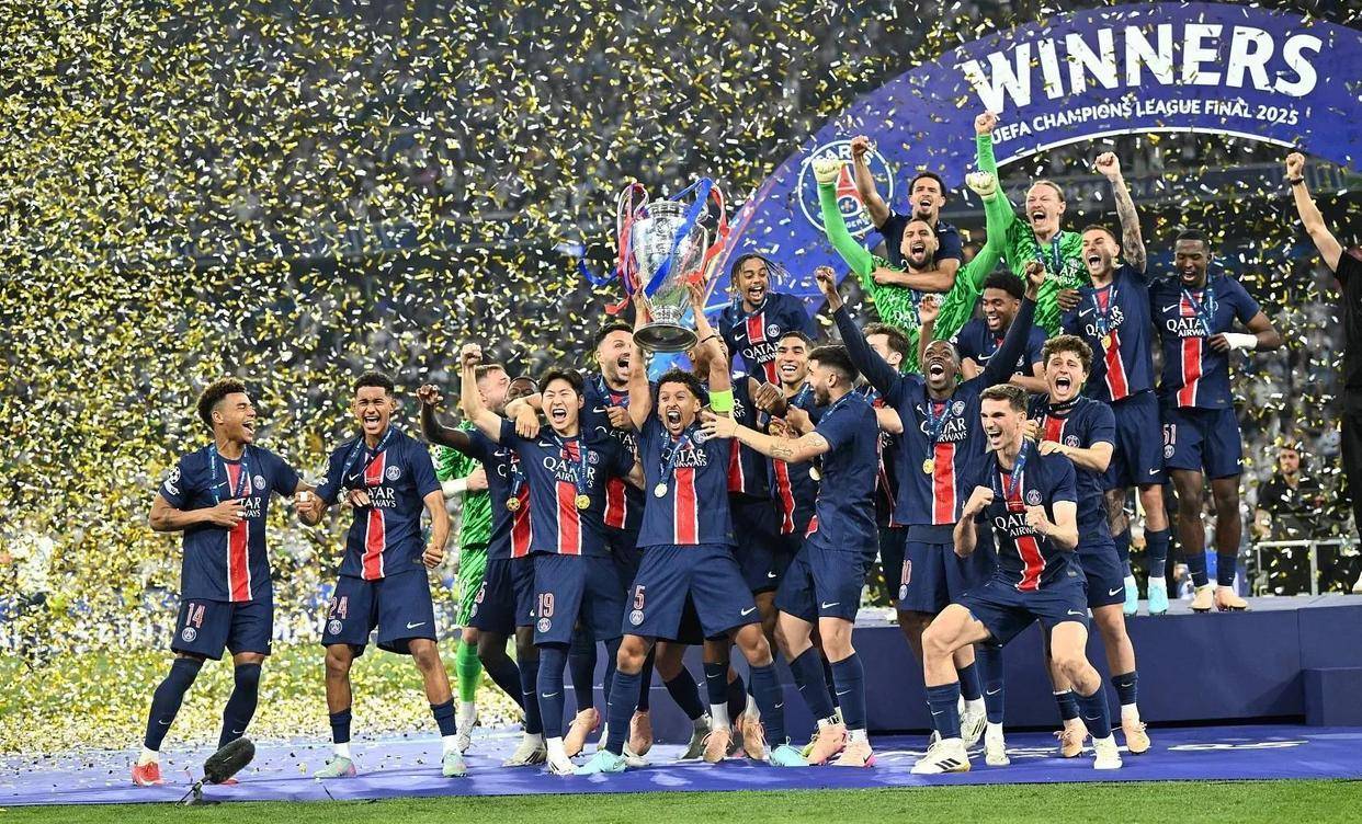 九游娱乐平台 -包含欧冠倒计时，法兰克福冲刺阶段造点机会，细节引发关注，话题不断，身体对抗强度拉满的词条