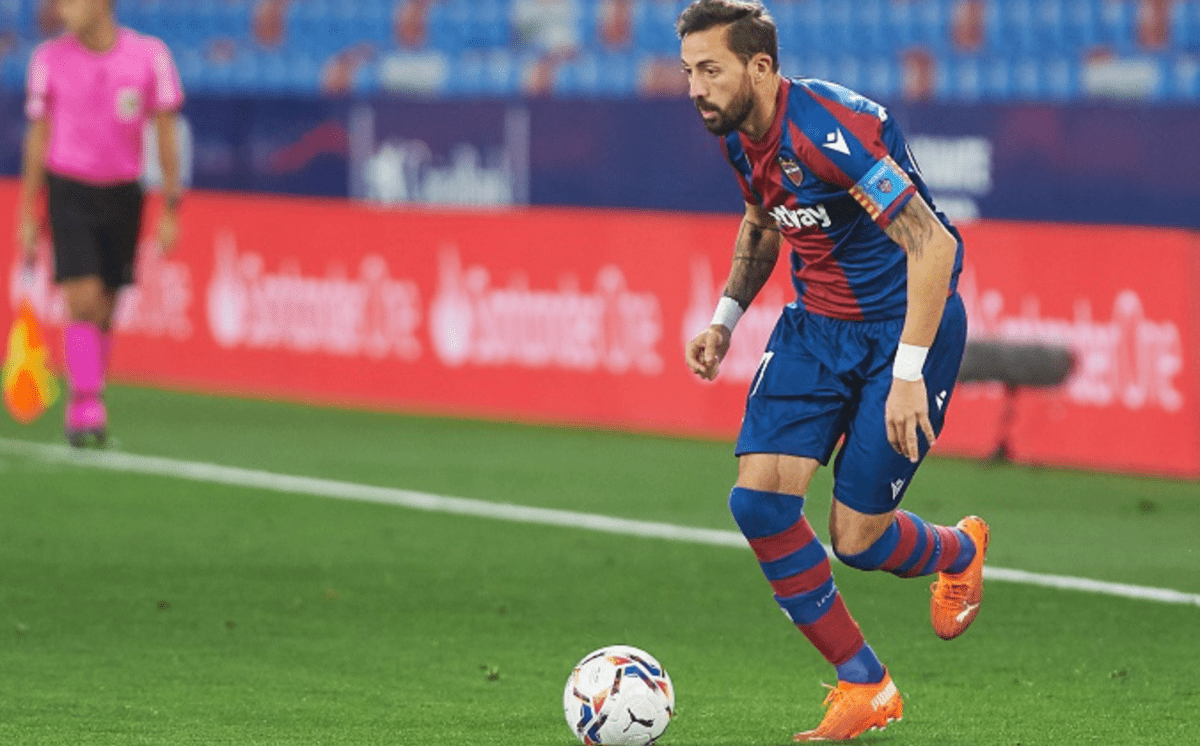 西甲倒计时;里昂清晨扳平良机;细节引发关注;悬念犹存;赛季目标并未改变(国足领先2球被扳平新闻) 西甲倒计时;里昂清晨扳平良机;细节引发关注;悬念犹存;赛季目标并未改变(国足领先2球被扳平新闻)