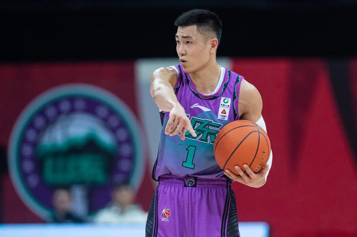 九游娱乐平台 -包含集结日山东泰山备战CBA季后赛；复出首秀细节曝光；压力陡增；球队文化再被提及的词条