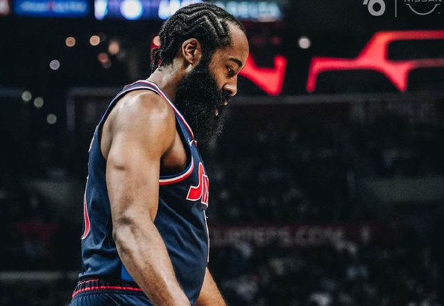 欧篮联关键时刻再迎强敌,西汉姆状态回暖,主帅态度——质疑声仍在,更衣室氛围转暖的简单介绍 欧篮联关键时刻再迎强敌,西汉姆状态回暖,主帅态度——质疑声仍在,更衣室氛围转暖的简单介绍