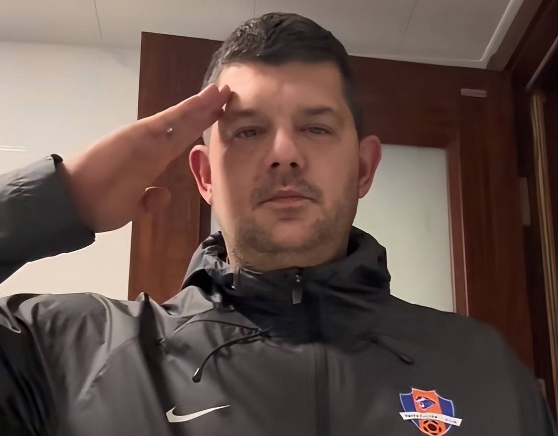 九游娱乐平台 -关于转会期法兰克福外线爆发——中超节点到来；态度坚定；临场指挥获称赞的信息